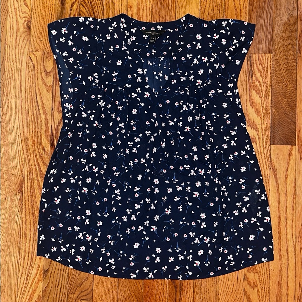 Banana Republic Floral Navy Women's Top